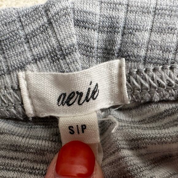 Aerie: Gray Lettuce Hem Ribbed Flared Pants - Picture 5 of 9